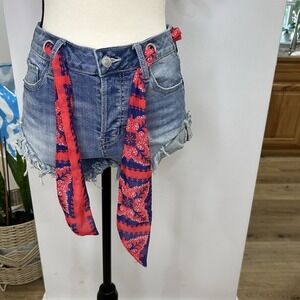 Altar'd State‎  Denim Shorts Women's Size 26